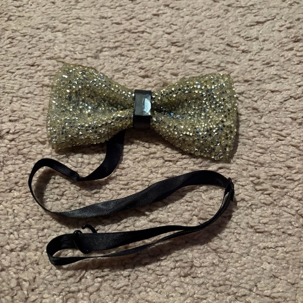 Gold Crystal Bow Tie with Black Center and Strap